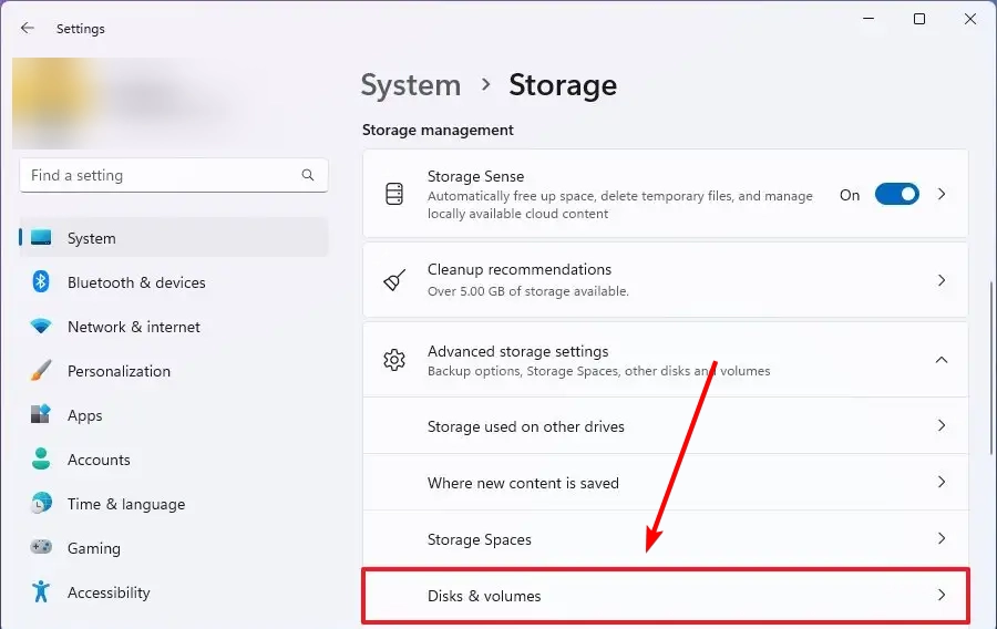 Cách sao lưu khóa khôi phục BitLocker trên Windows 11 Vào mục Disks Volumes